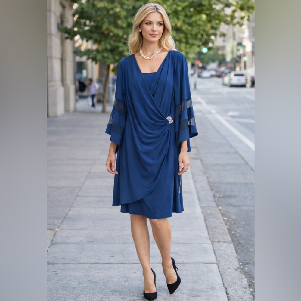 Elegant Wrapped Blue Dress Size 14 Knee High Dress NWT